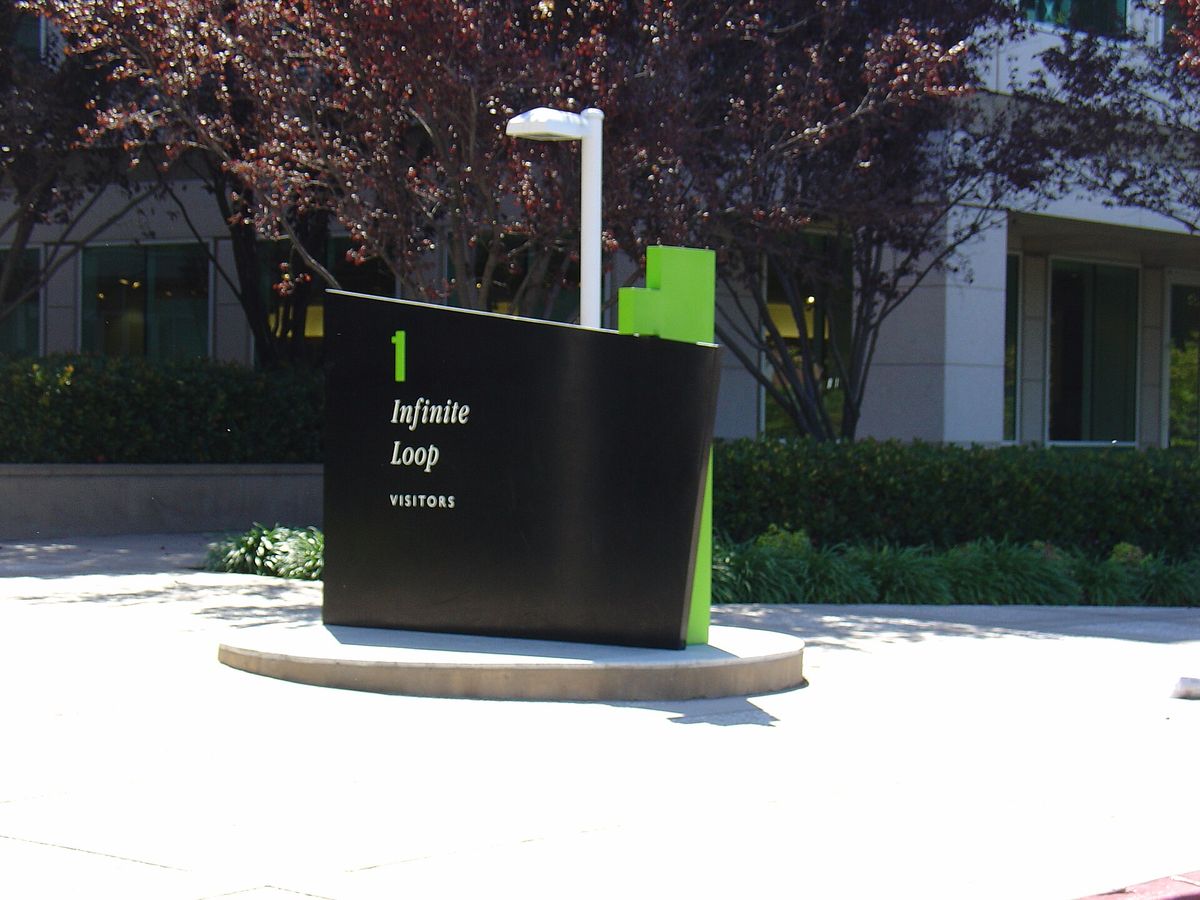 1 Infinite Loop, Apple's former headquarters